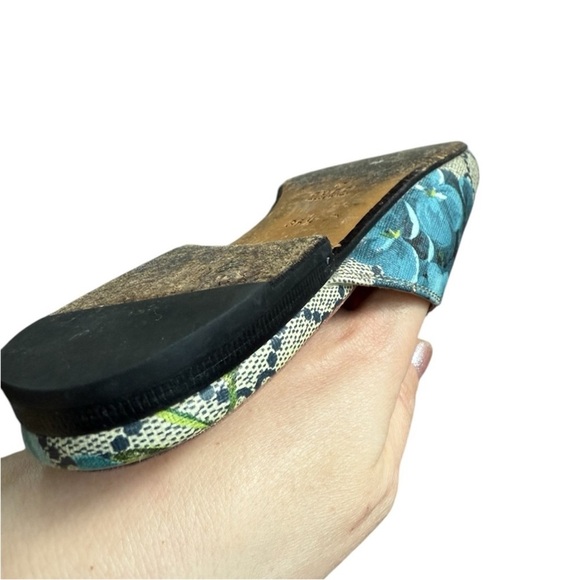 GUCCI Supreme Monogram Blooms Princetown Slippers 40 Beige Blue Navy Hibiscus - Picture 9 of 16